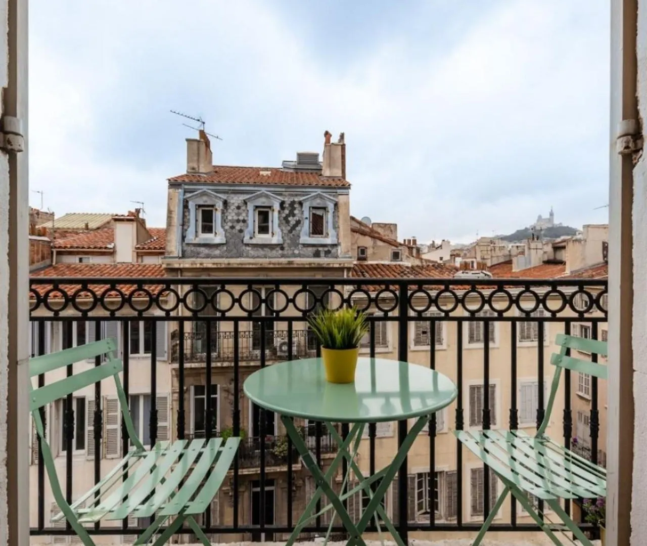 Les Cocons - Appartements d'Hôtes Design Marselha Apartamento