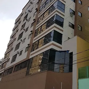 Novo Lar England Quadra Mar Meia Apartamento Itapema