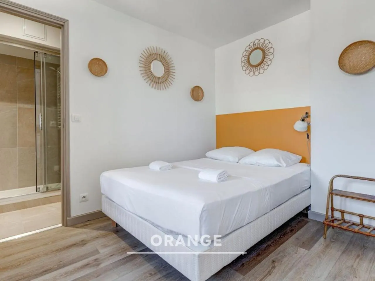 Les Cocons - 8 Appartements A 100M Du Vieux Port Marseille 0*,  France